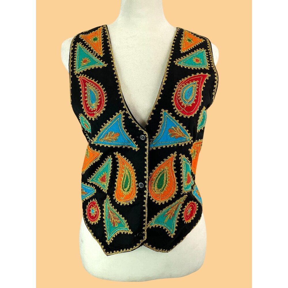 Vintage Embroidered Vest from the 70s/80s Button Front Closure RN 80146
